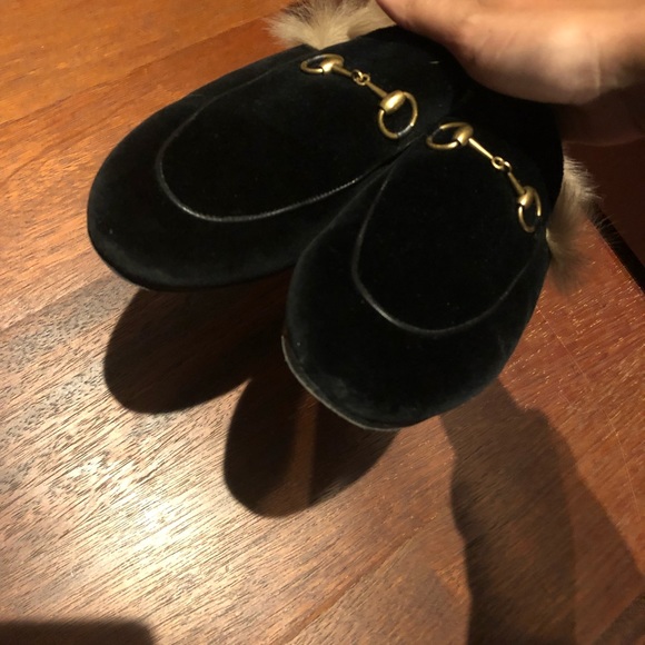 Gucci Princetown Slides - Picture 2 of 5